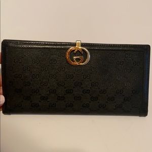 VINTAGE Gucci clutch wallet/checkbook